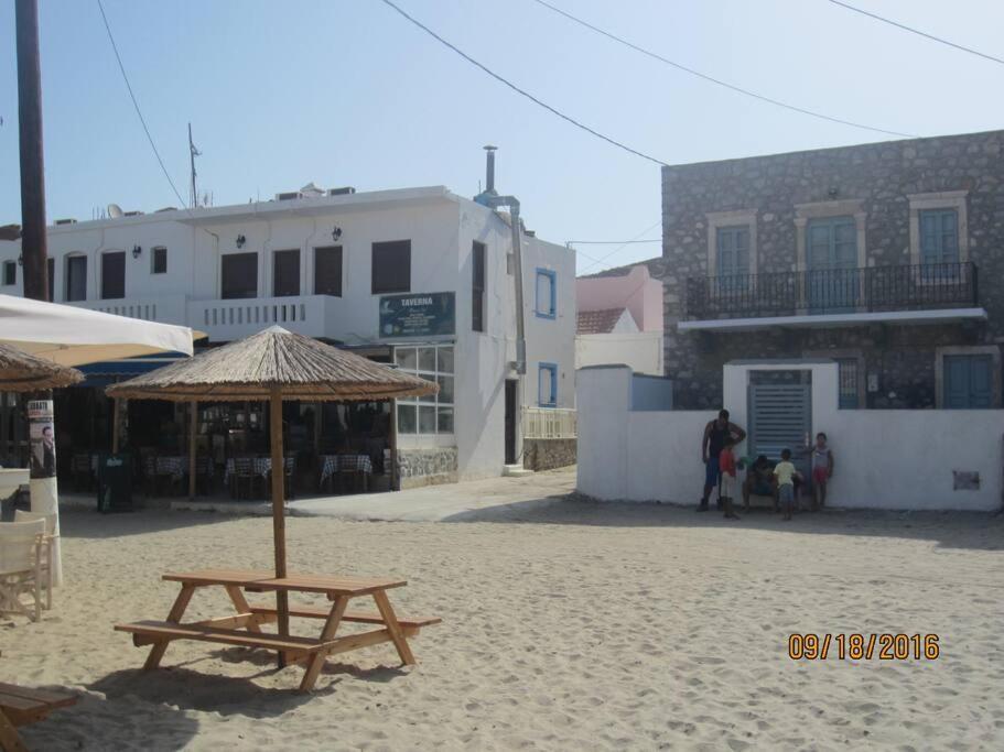 Nesea 2 Villa Pserimos Town Dış mekan fotoğraf